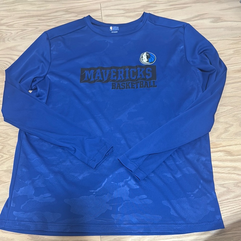 Blue Mavericks Basketball Long Sleeve Shirt